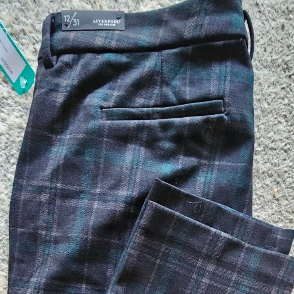 Liverpool Los Angeles Kelsey Straight Knit Trouser, size 12/31, black w/plaid
